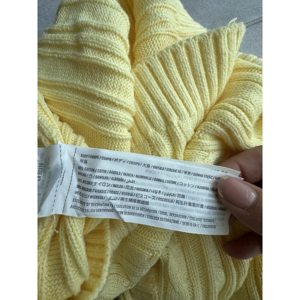Hollister Women's M Yellow Cable-Knit V-Neck Pullover Sweater Long Sleeve